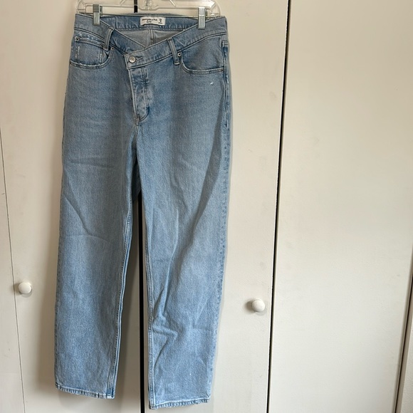Abercrombie Dad High Rise Jeans with Criss-Cross Waist - Picture 1 of 5